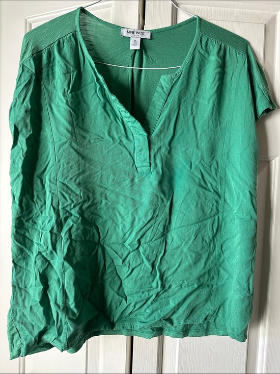 Nine West Tops - Nine West Teal-Green Short Sleeve V-Neck Blouse